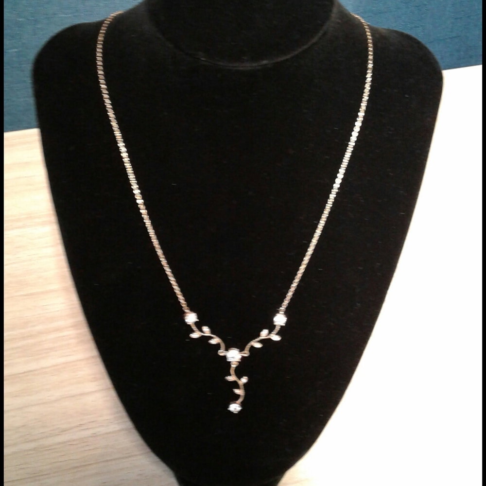 Sterling gold eltro plated necklace.marked 925